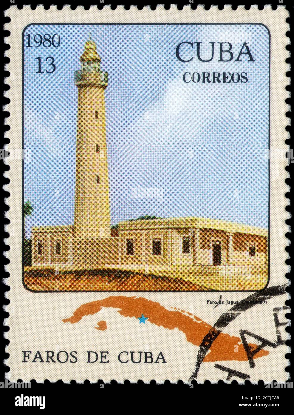 Sankt Petersburg, Russland - 31. Mai 2020: Briefmarke gedruckt in Kuba das Bild des Leuchtturms Jagua in Cienfuegos, um 1980 Stockfoto