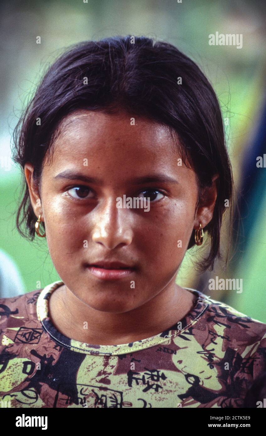 El Naranjal, Honduras. 12-jähriges Mädchen. Stockfoto