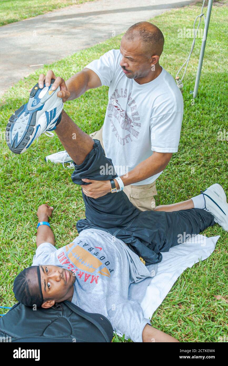 Miami Florida, Tropical Park, USA Track & Field National Junior Olympics, Studenten Wettkampfsport, Athleten Black African Africans T-Shirt Stockfoto