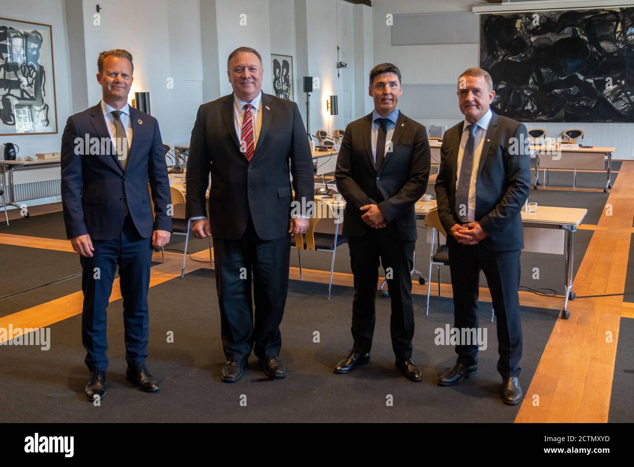 Sekretär Pompeo nimmt an einem Treffen mit dem dänischen Außenminister Kofod, dem färöischen Minister für auswärtige Angelegenheiten und Kultur AV Rana und dem grönländischen Minister für auswärtige Angelegenheiten und Energie Lynge in Kopenhagen Teil. Staatssekretär Michael R. Pompeo trifft sich am 22. Juli 2020 in Kopenhagen mit dem dänischen Außenminister Jeppe Kofod, dem färöischen Minister für auswärtige Angelegenheiten und Kultur Jenis AV Rana und dem grönländischen Minister für auswärtige Angelegenheiten und Energie Steen Lynge. Stockfoto