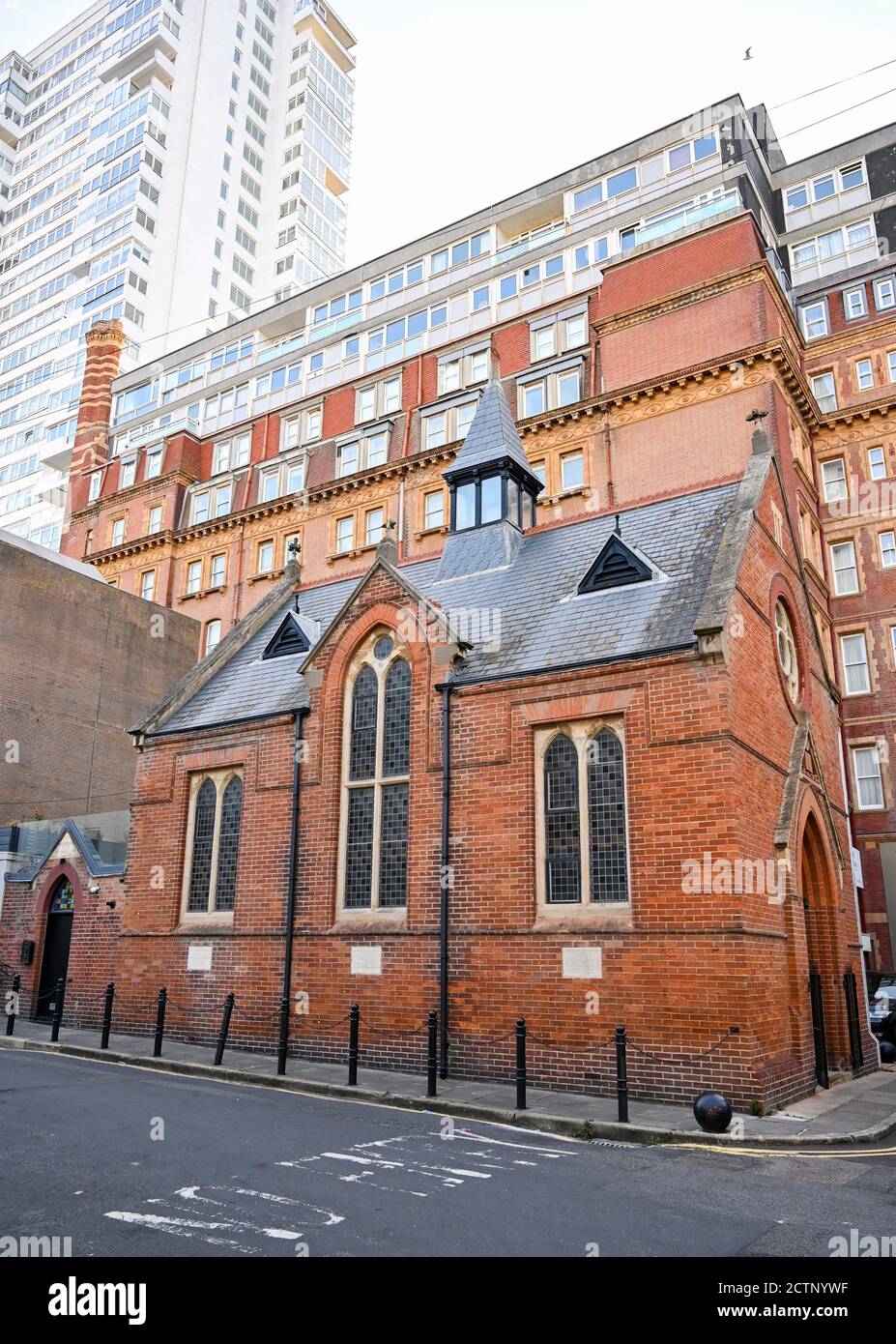 Die französische protestantische Kirche Eglise Protestante Francaise von Brighton ist Ein ehemaliger Ort der Anbetung ist heute ein Zuhause Stockfoto