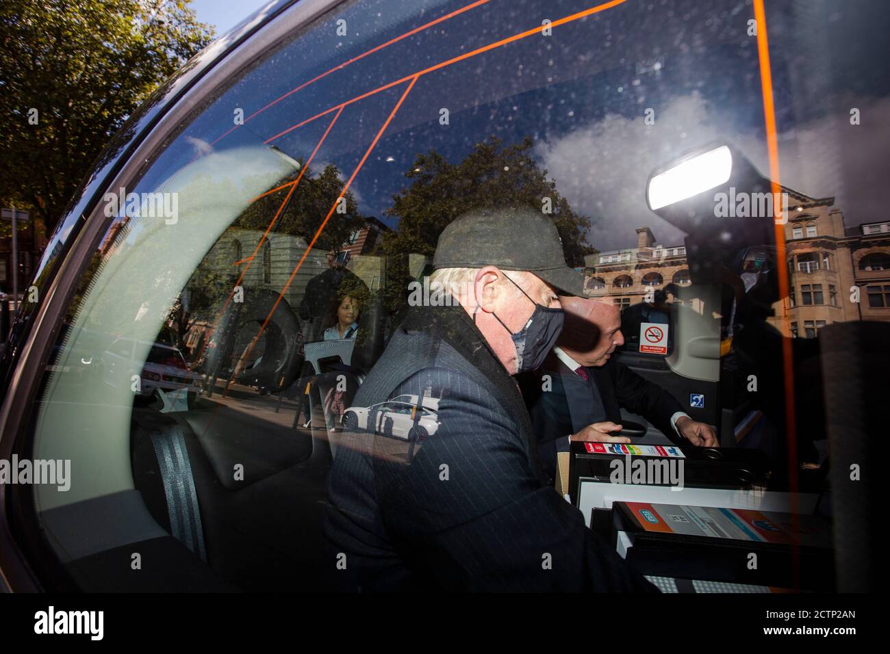 Boris Becker, Tennislegende Boris Becker plädierte heute auf nicht schuldig zu 19 Anschuldigungen des Versäumens, Geld und Eigentum während der Konkursvernehmungen offen zu legen. Stockfoto