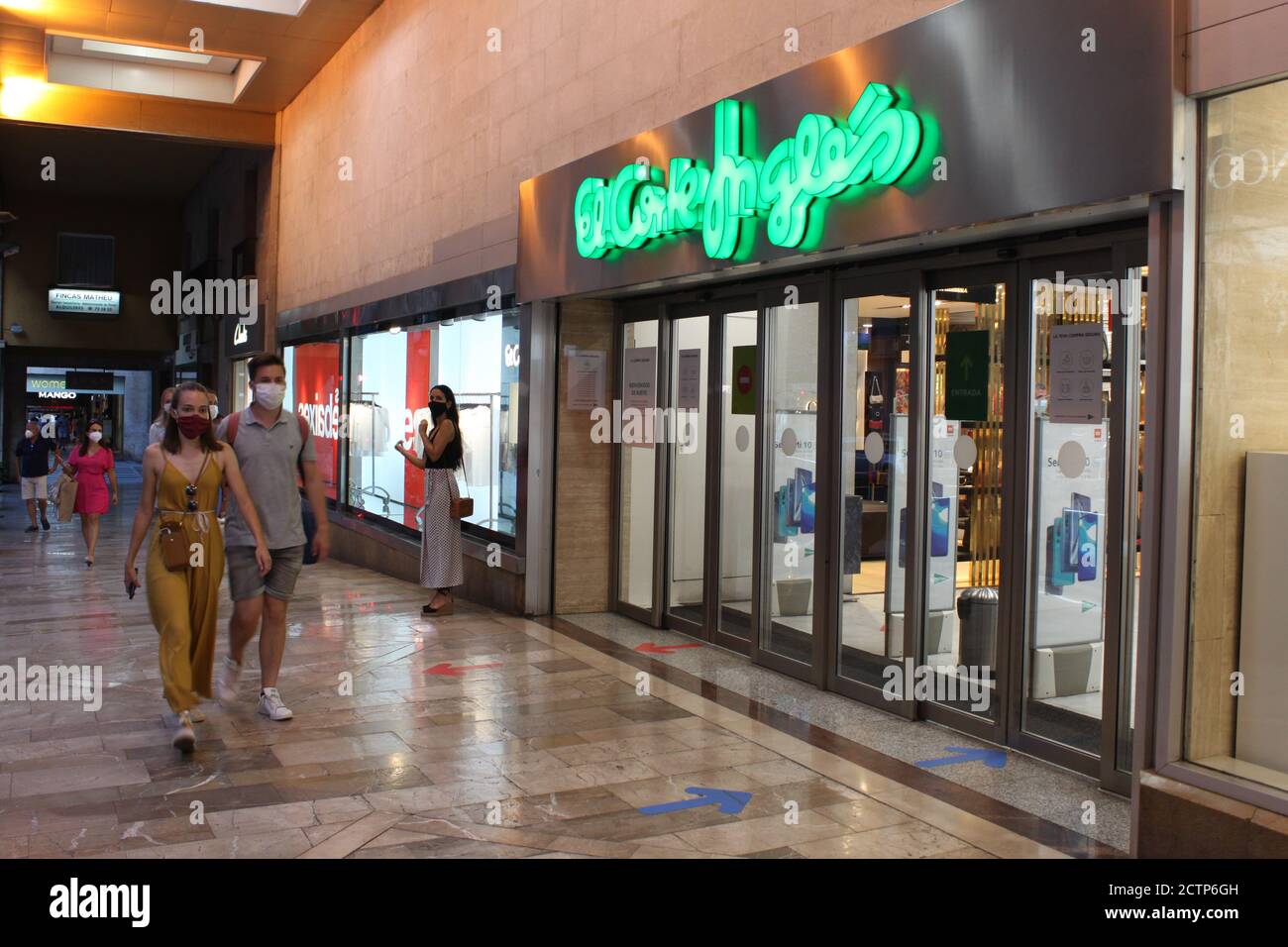El Corte Inglés Laden in Jaime III Avenue in Palma de Mallorca (Spanien). / ANA BORNAY Stockfoto