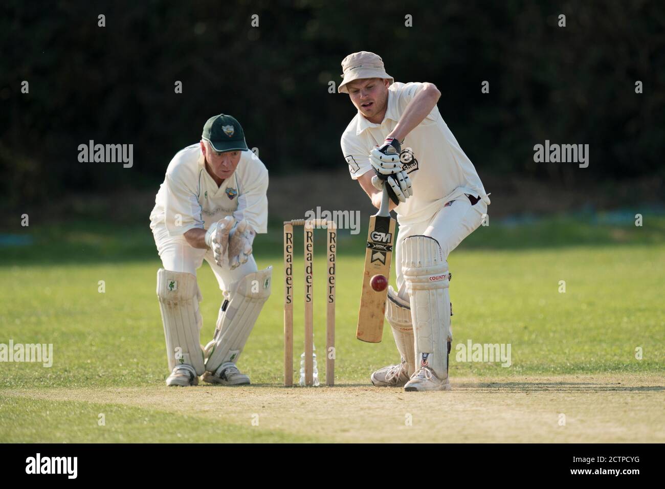 Batsman spielt erschossen Stockfoto