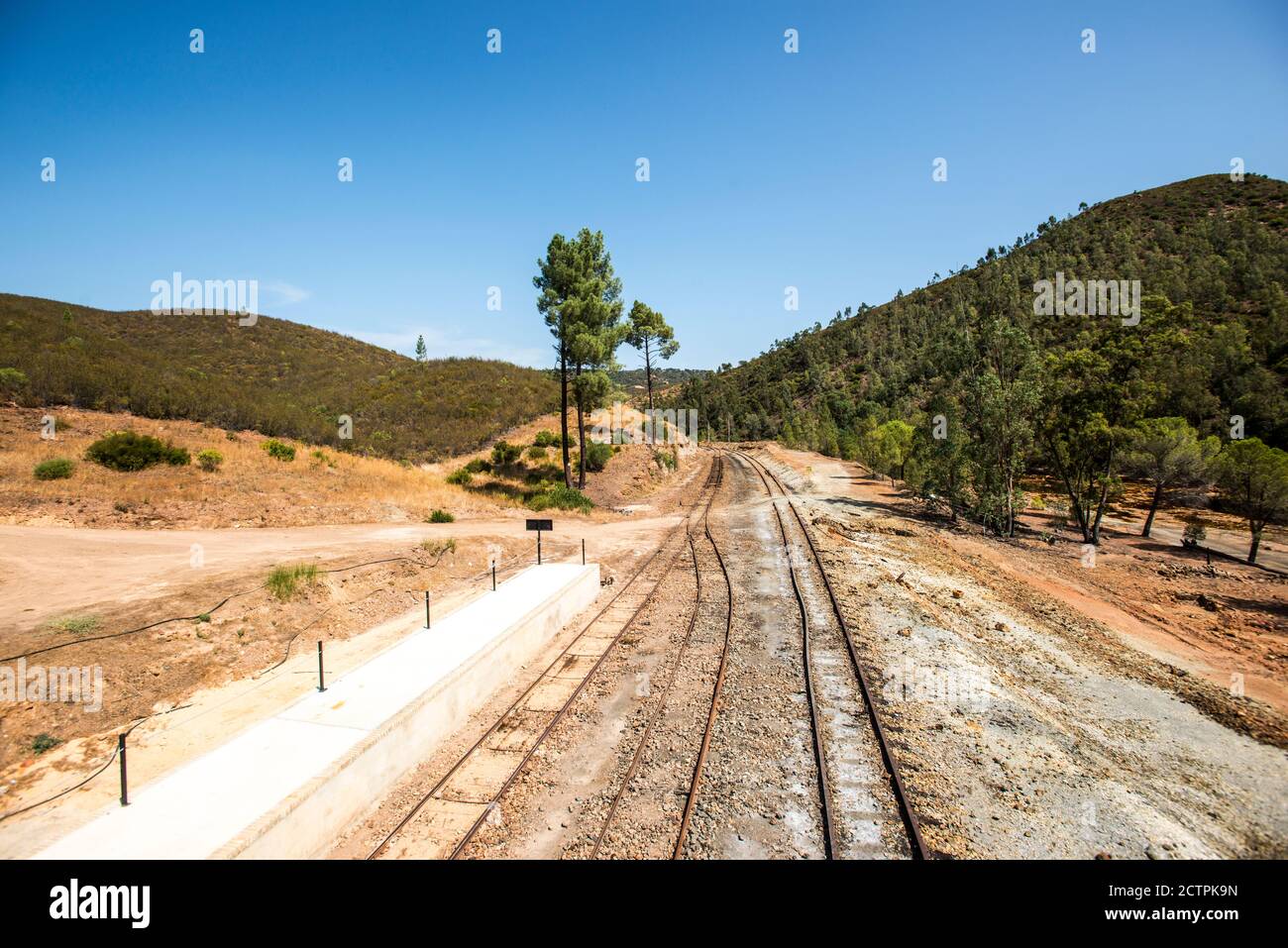 Blick auf die Bahnlinien in den Riotinto Minen Stockfoto