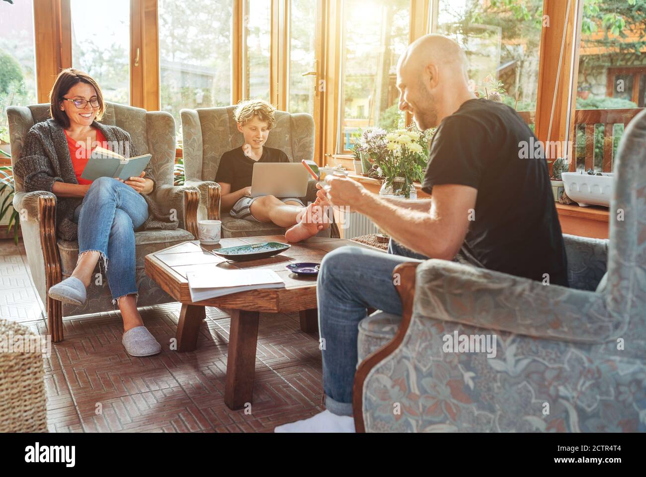 Familie Vater Mutter Sohn Stockfotos und bilder Kaufen Alamy