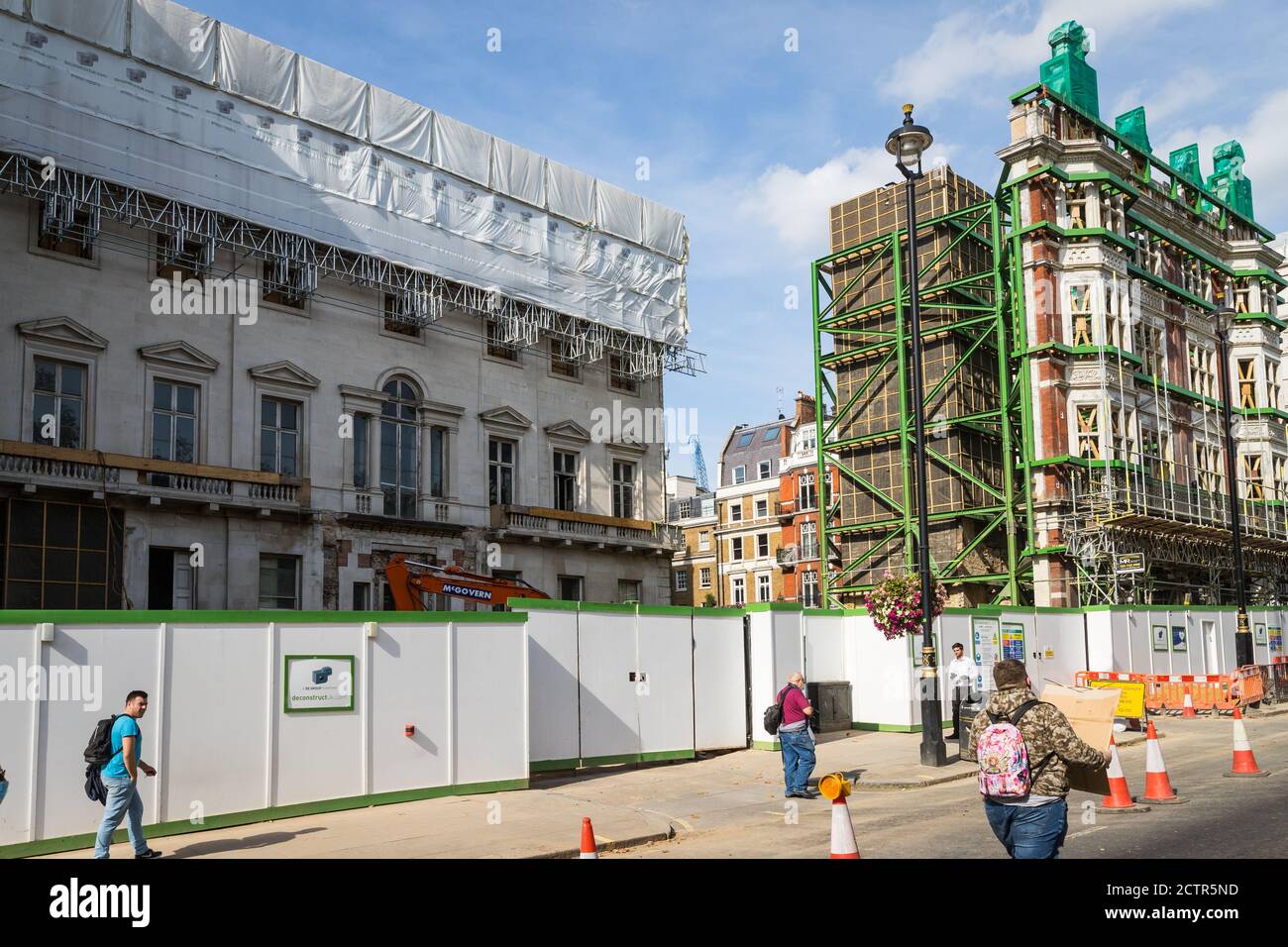 Cambridge House, Piccadilly, wird wieder aufgebaut Stockfoto