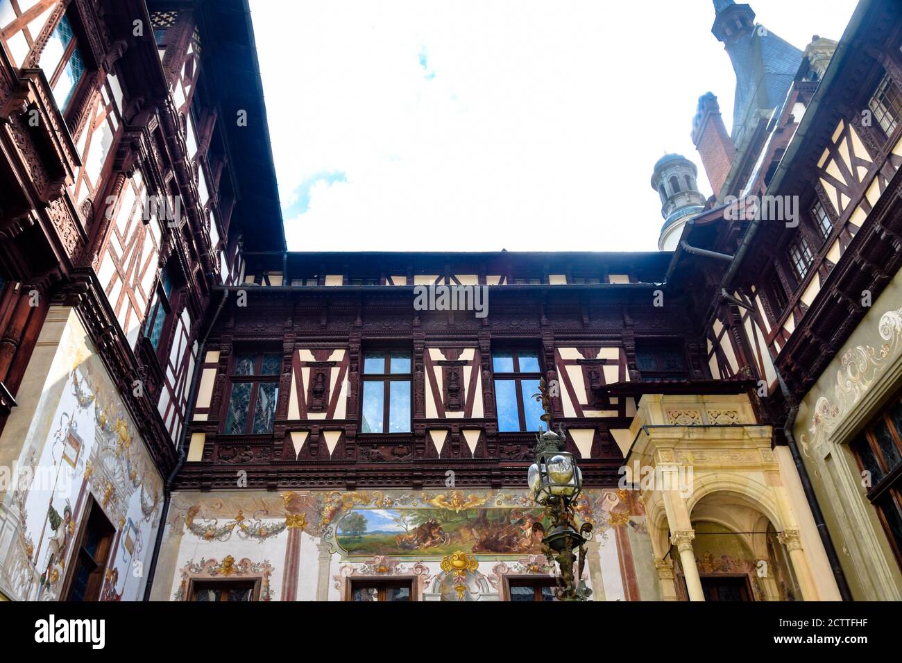 Historische Gemälde in den Mauern von Schloss Peles, Sinaia, Prahova, Rumänien Stockfoto