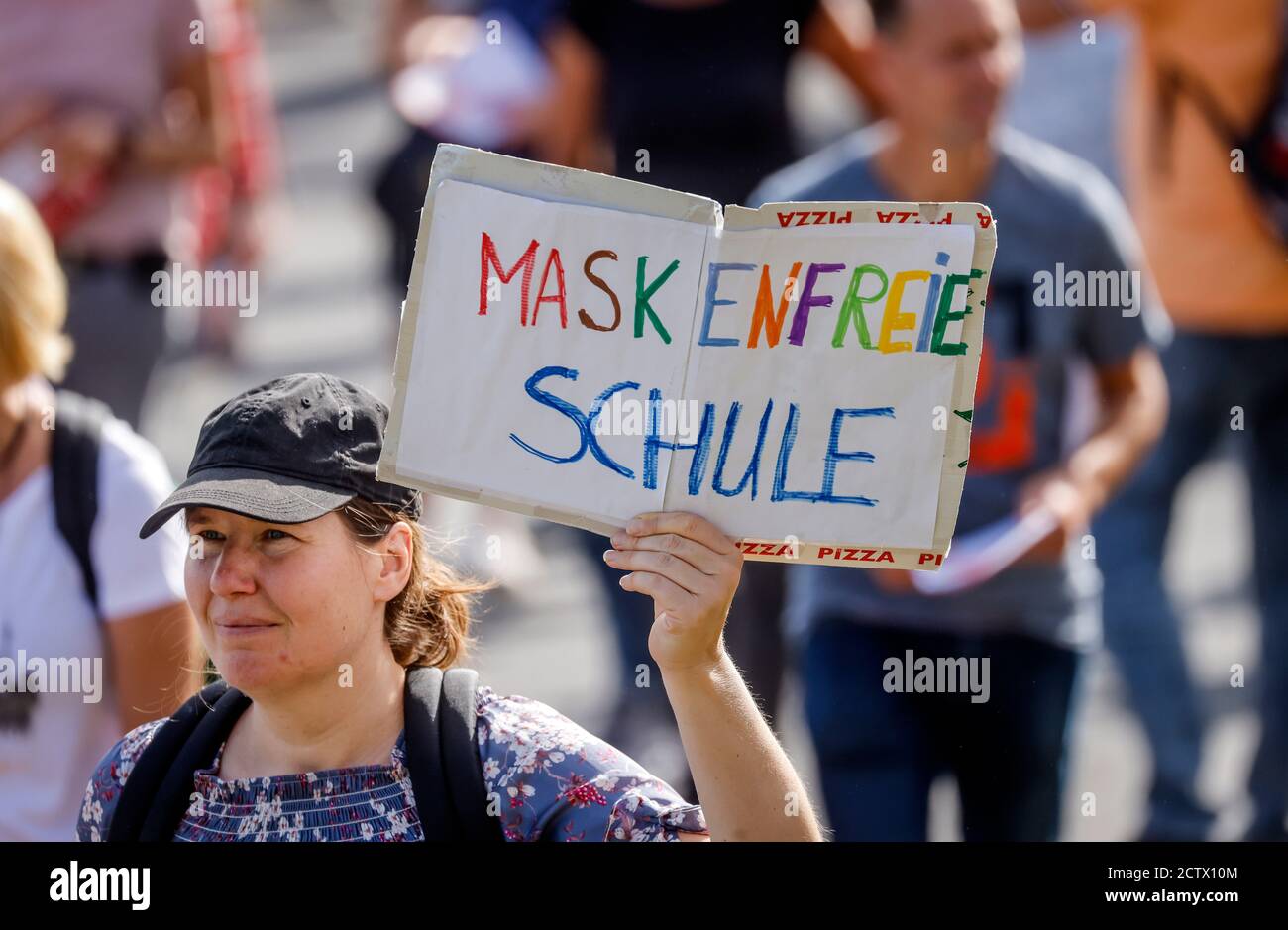 20.09.2020, Düsseldorf, Nordrhein-Westfalen, Deutschland - Demonstration gegen die Gesundheitspolitik der Bundesregierung und die Maßnahmen zur Begrenzung Stockfoto