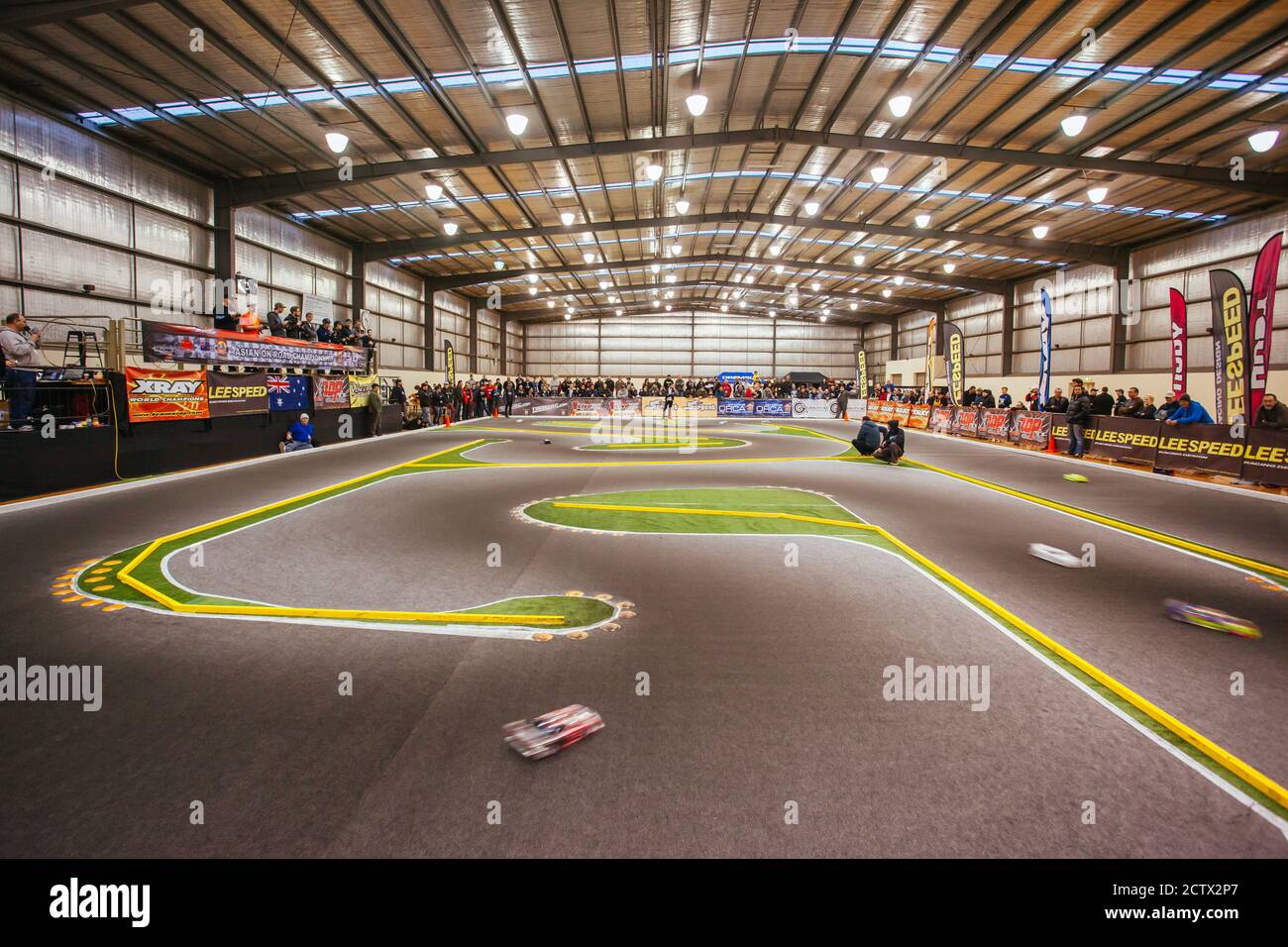 Indoor RC Car Race in Melbourne Australien Stockfotografie - Alamy