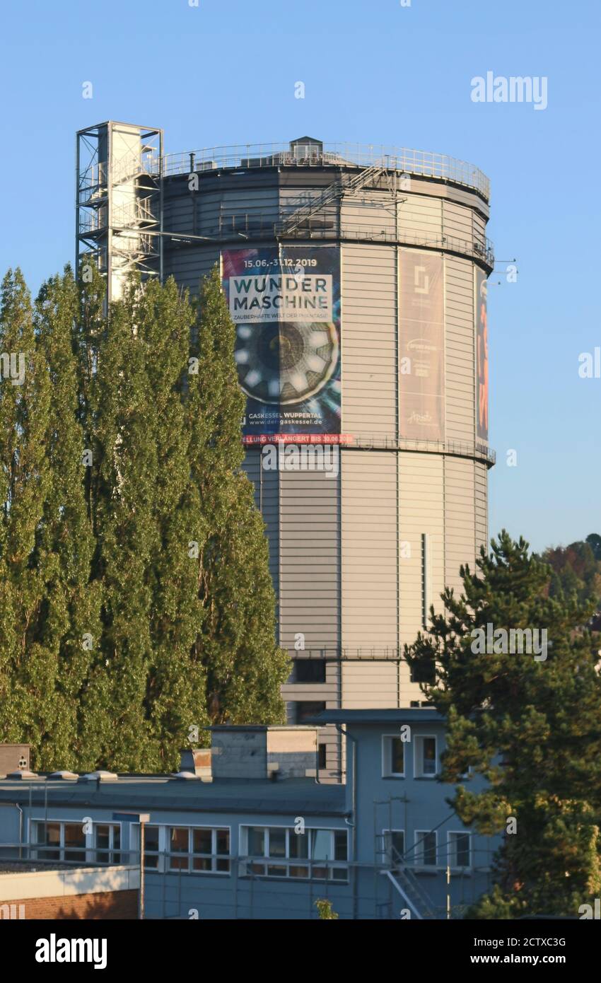 Ehemaliger Gaskessel im Stadtteil Heckinghausen, heute Ort für kulturelle Veranstaltungen. Wuppertal, Deutschland, Europa. Stockfoto