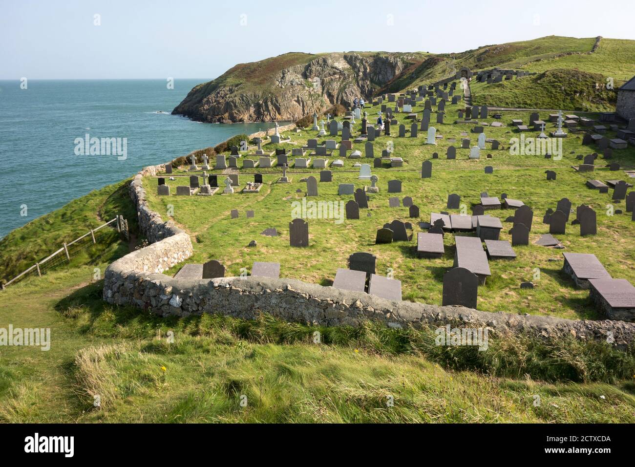 Der Friedhof von St. Patrick / Eglwys Llanbadrig auf Anglesey Wales Großbritannien Stockfoto