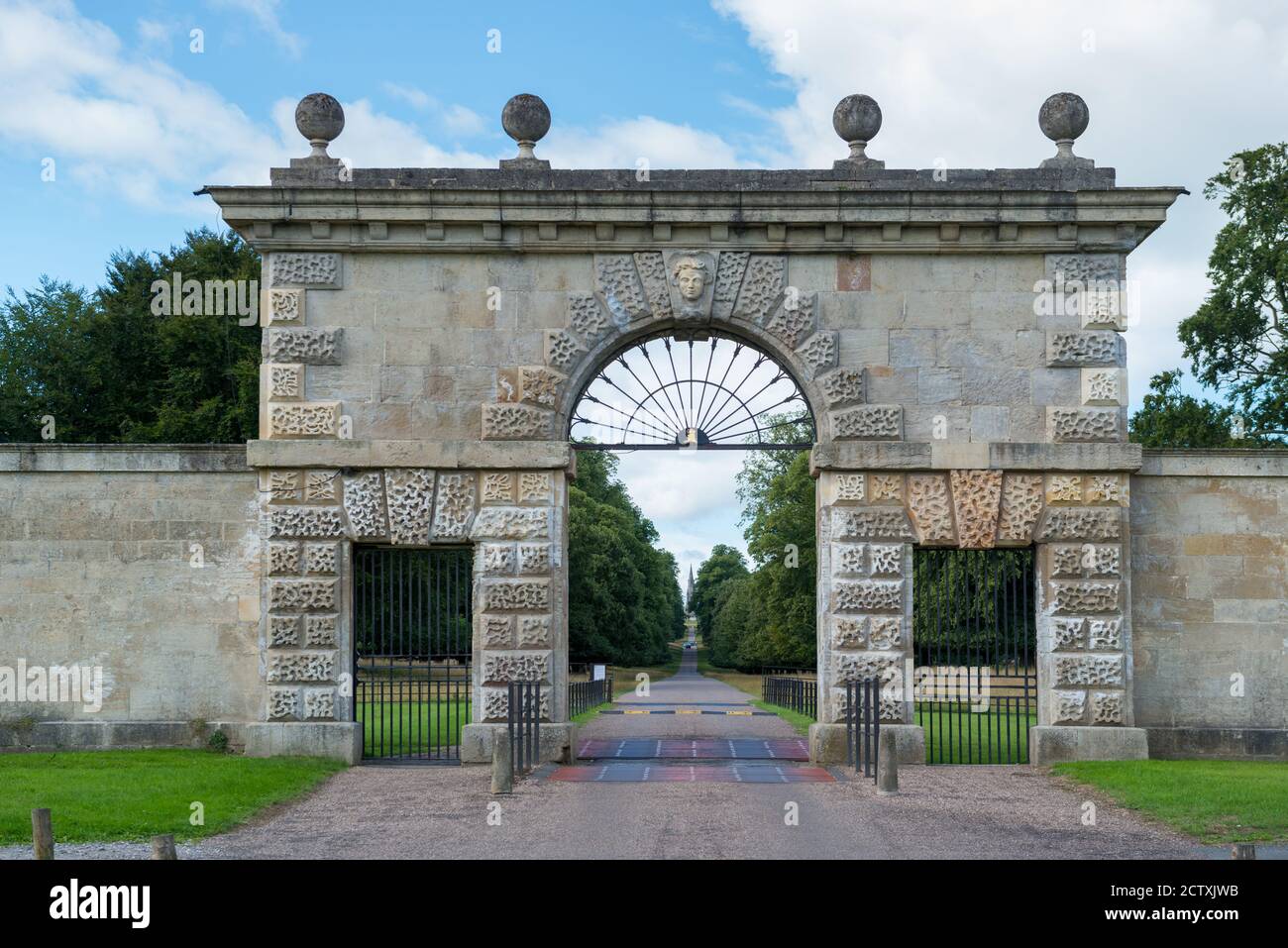 Ripon Gates, Kutscheneinfahrt zum Studley Royal World Heritage Site in North Yorkshire Stockfoto