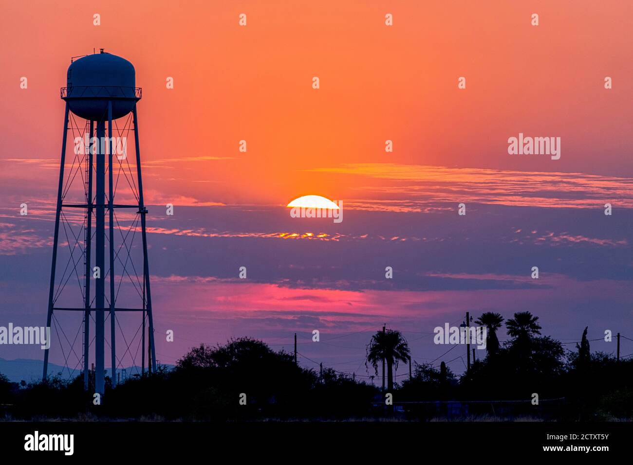 Sonnenuntergang in der Sonoran Wüste in der Nähe von Phoenix, Arizona Stockfoto