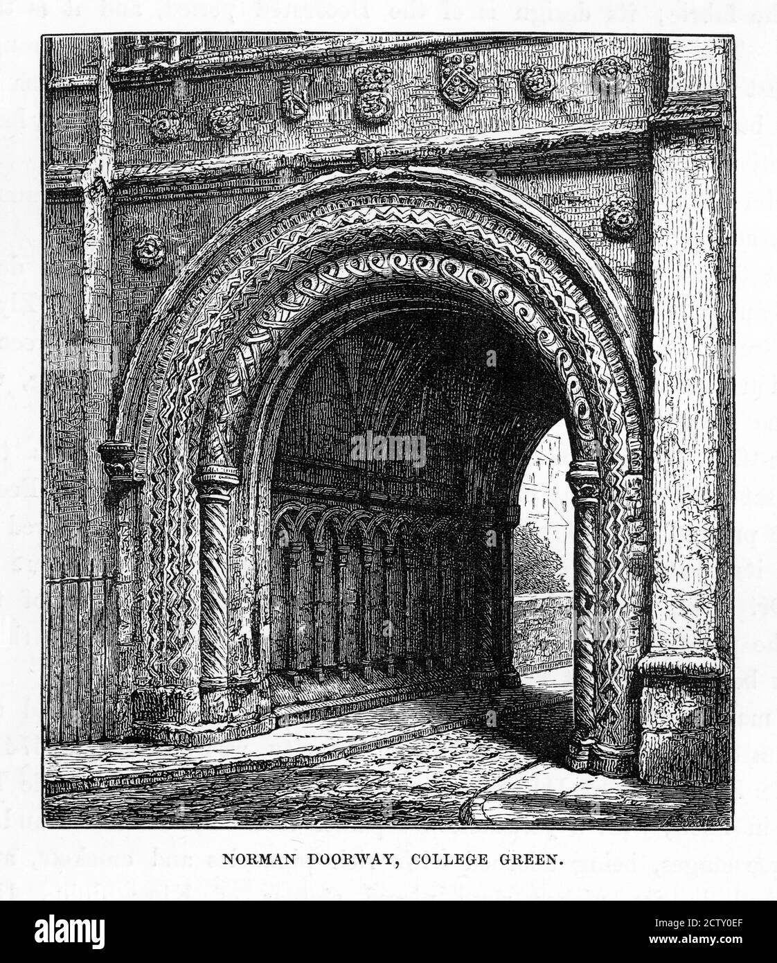 Norman Doorway, College Green in Yorkshire, England Victorian Engraving, um 1840 Stockfoto