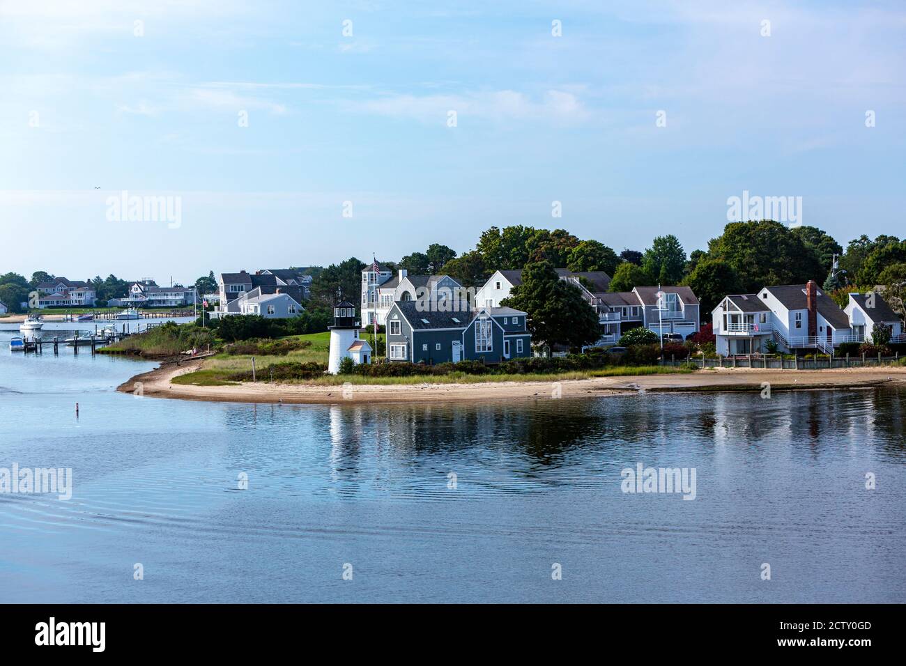 Hyannis Rear Range Lichtansicht von der Fähre nach Nantucket, Hyannis, Barnstable, Cape Cod Peninsula, Massachusetts, USA Stockfoto