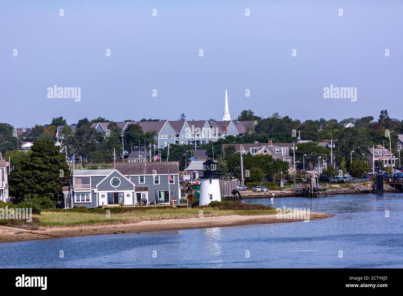 Hyannis Rear Range Lichtansicht von der Fähre nach Nantucket, Hyannis, Barnstable, Cape Cod Peninsula, Massachusetts, USA Stockfoto