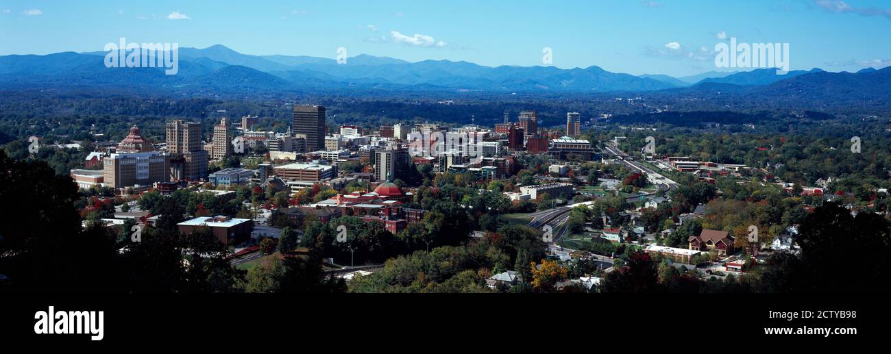 Luftaufnahme einer Stadt, Asheville, Buncombe County, North Carolina, USA Stockfoto