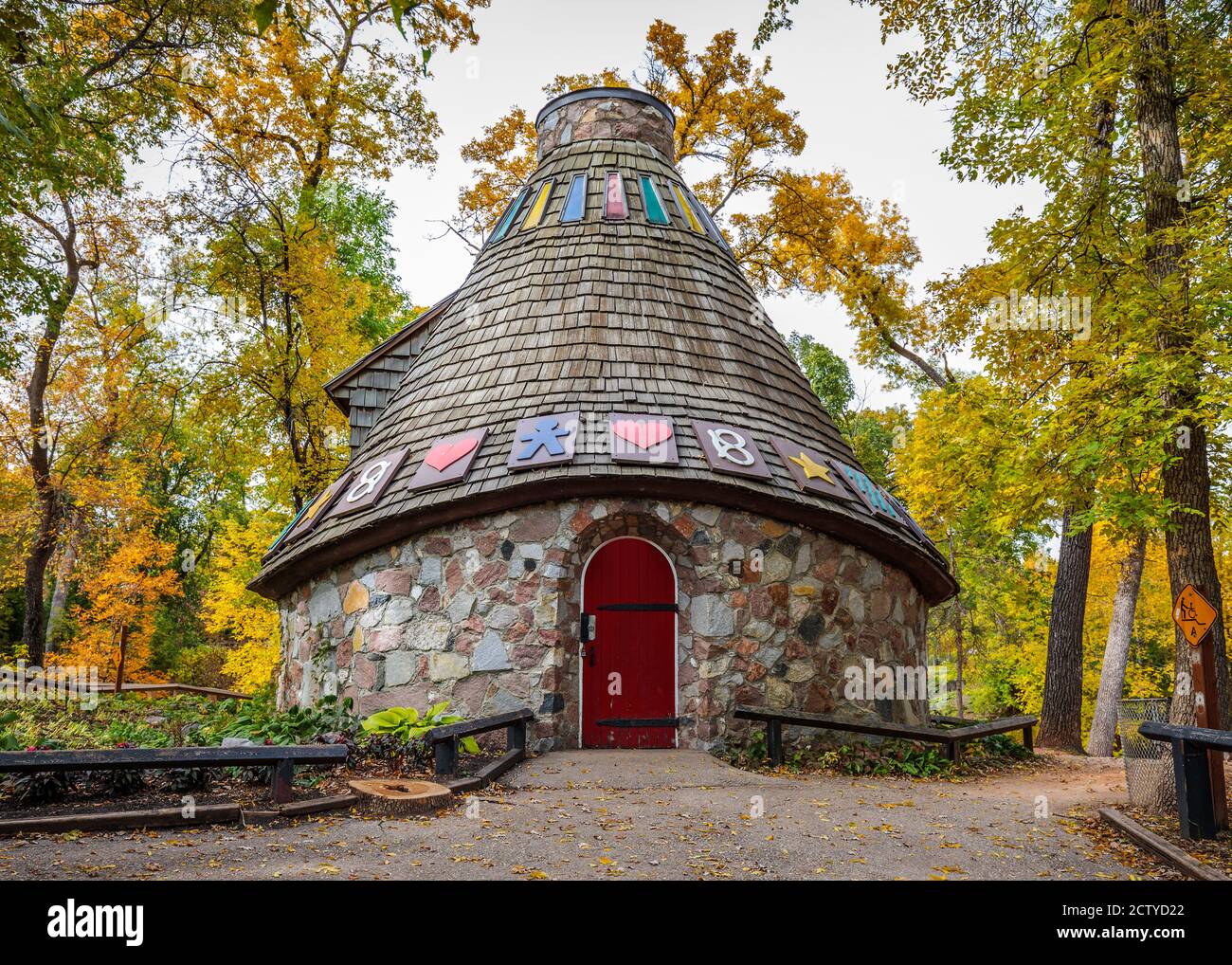 Die Hexenhütte, inspiriert vom Märchen Hänsel und Gretel, Kildonan Park, Winnipeg, Manitoba, Kanada Stockfoto