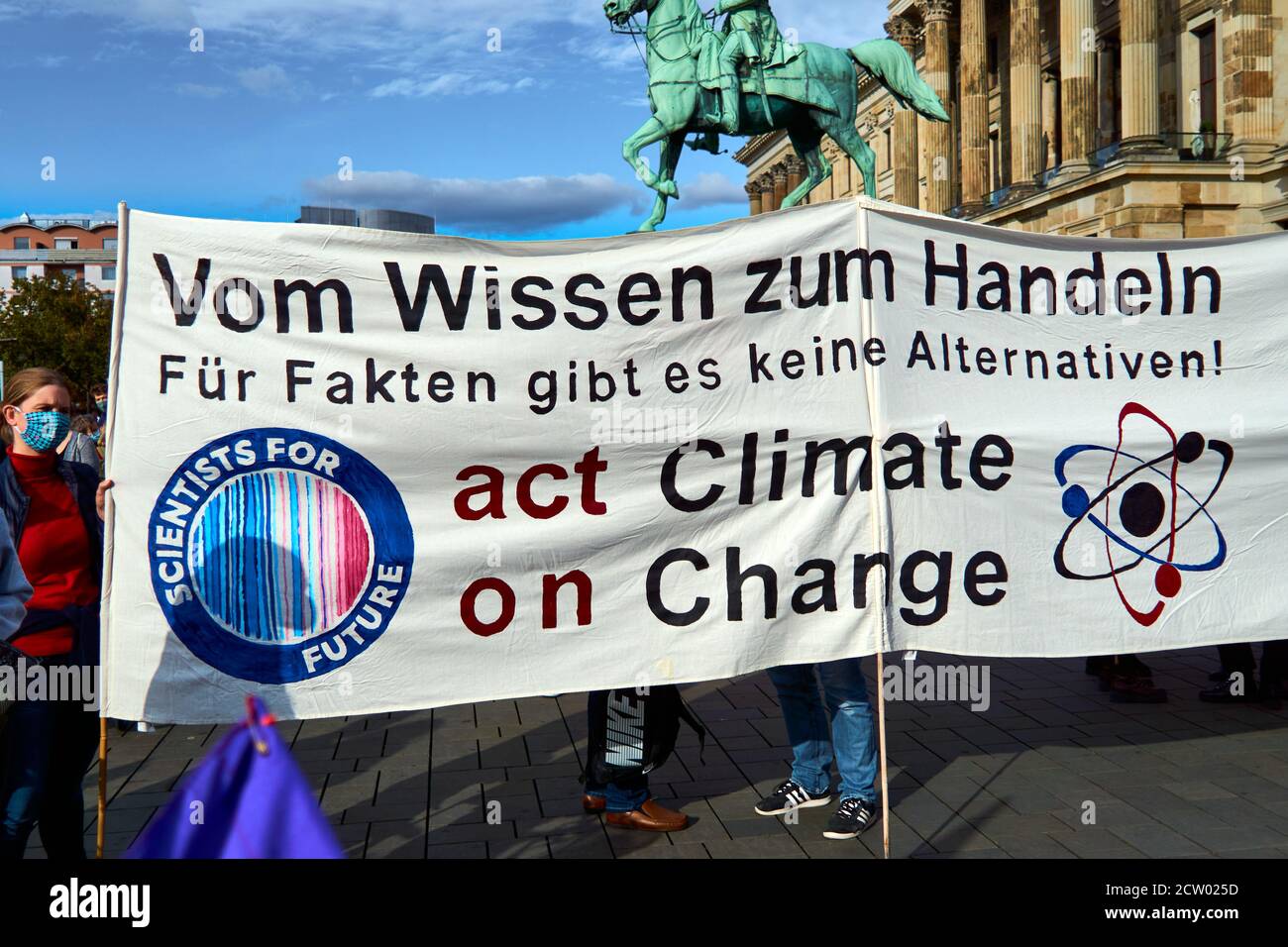 Braunschweig, 26. September 2020: Plakat der Wissenschaftler der Universität Braunschweig am FFF zum Protest gegen den Klimawandel Stockfoto