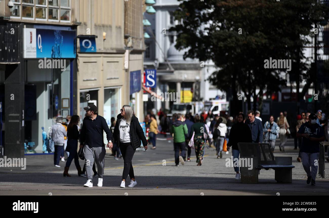 Shopper in Sheffield, South Yorkhire. Bildnachweis sollte lauten: Tim Goode/PA Wire Stockfoto