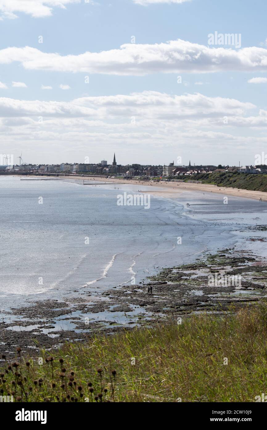 Blick über Bridlington Bay und North Beach von der Klippe Top Walk in der Nähe von Sewerby East Yorkshire UK Stockfoto