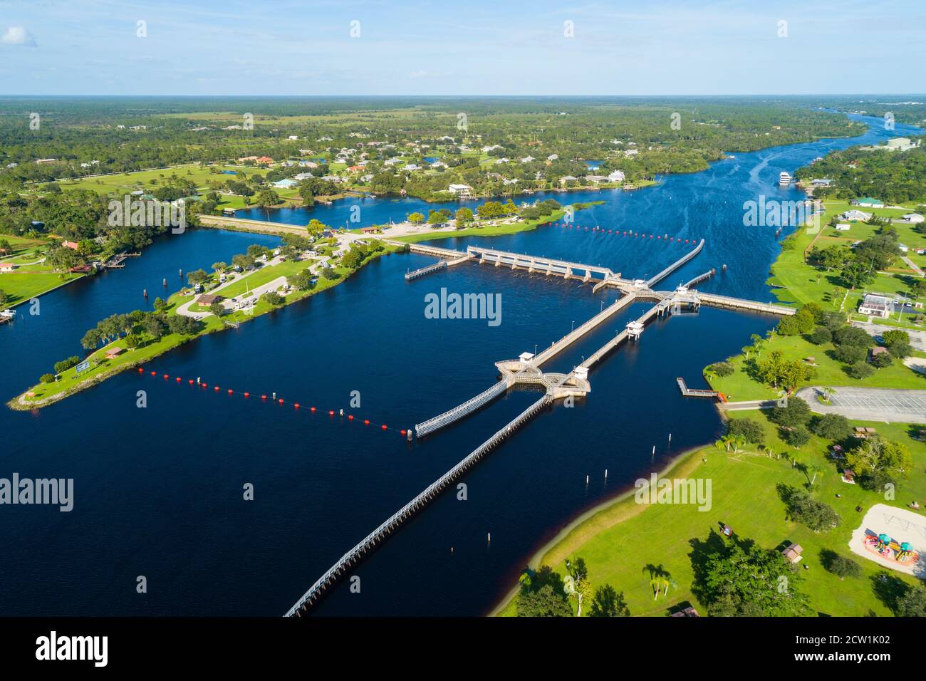 W.P. Franklin US Army Corps of Engineers Campground Damm und Schleusen Alva florida Stockfoto W.P. Franklin US Army Corps of Engineers Campground Damm und Schleusen Alva florida Stockfoto