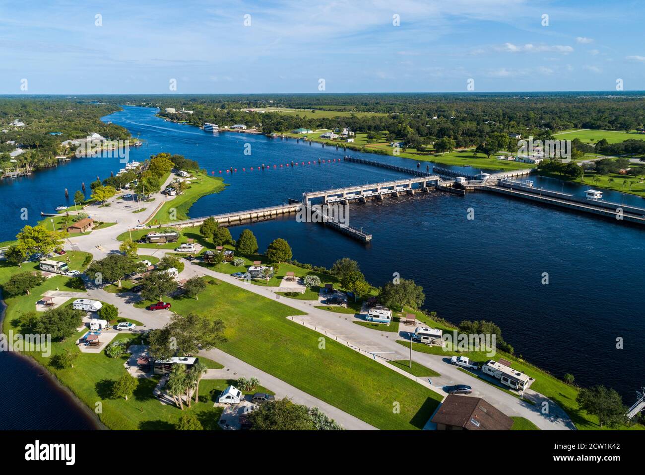 W.P. Franklin US Army Corps of Engineers Campground Damm und Schleusen Alva florida Stockfoto W.P. Franklin US Army Corps of Engineers Campground Damm und Schleusen Alva florida Stockfoto