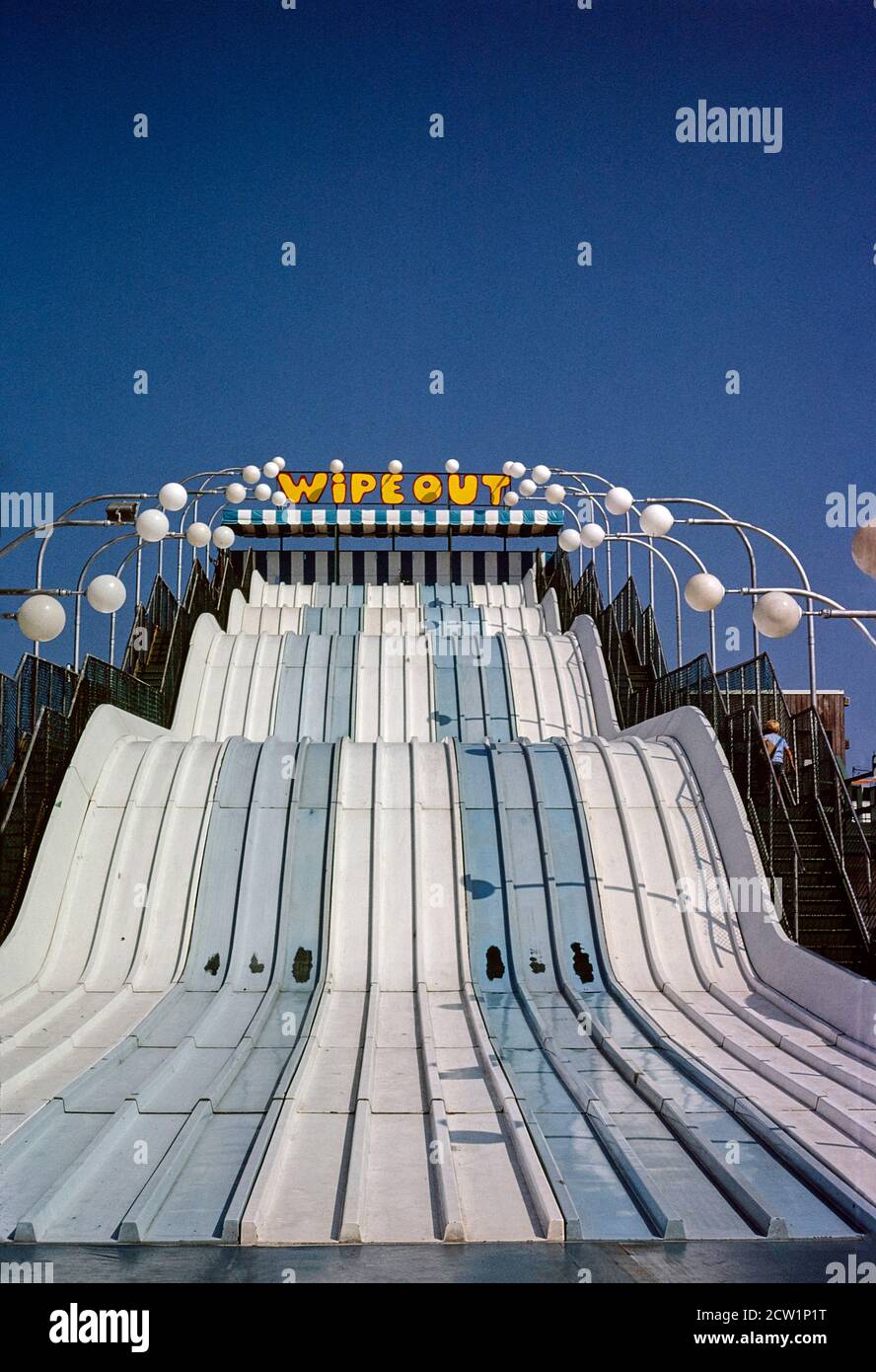 WipEout Giant Slides, Morey's Pier, Wildwood, New Jersey, USA, John Margolies Roadside America Photograph Archive, 1978 Stockfoto