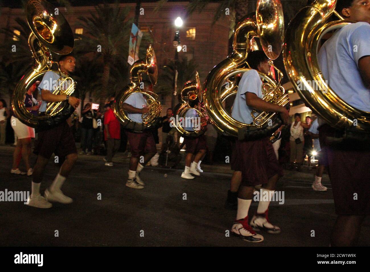 Tuba Spieler in Parade Stockfoto