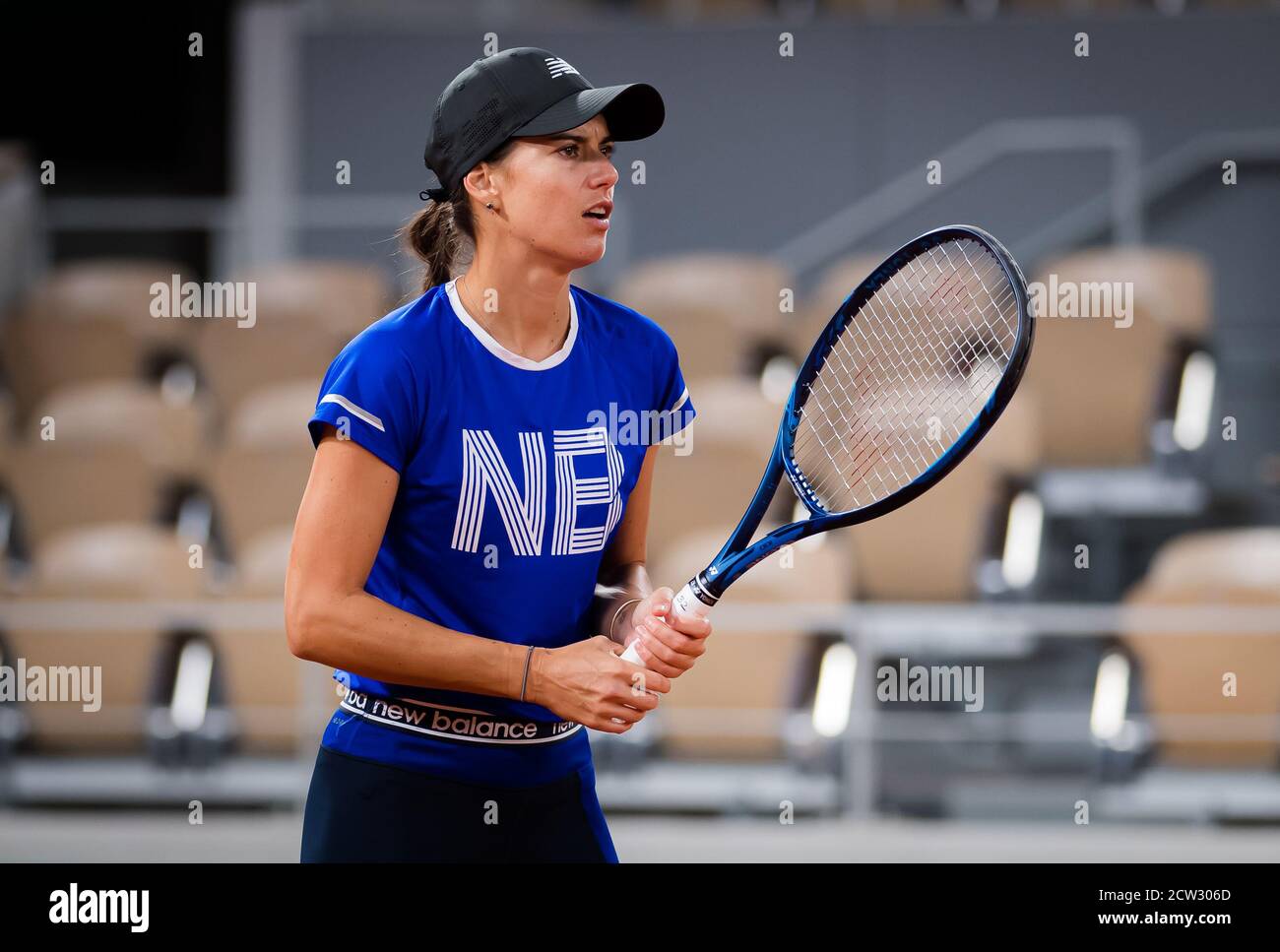 images Sorana Cirstea Tennis Player https www alamy de sorana cirstea von rumanien wahrend des trainings vor dem start des roland garros 2020 grand slam tennisturnier qualifying am 25 september 2020 image376850165 html