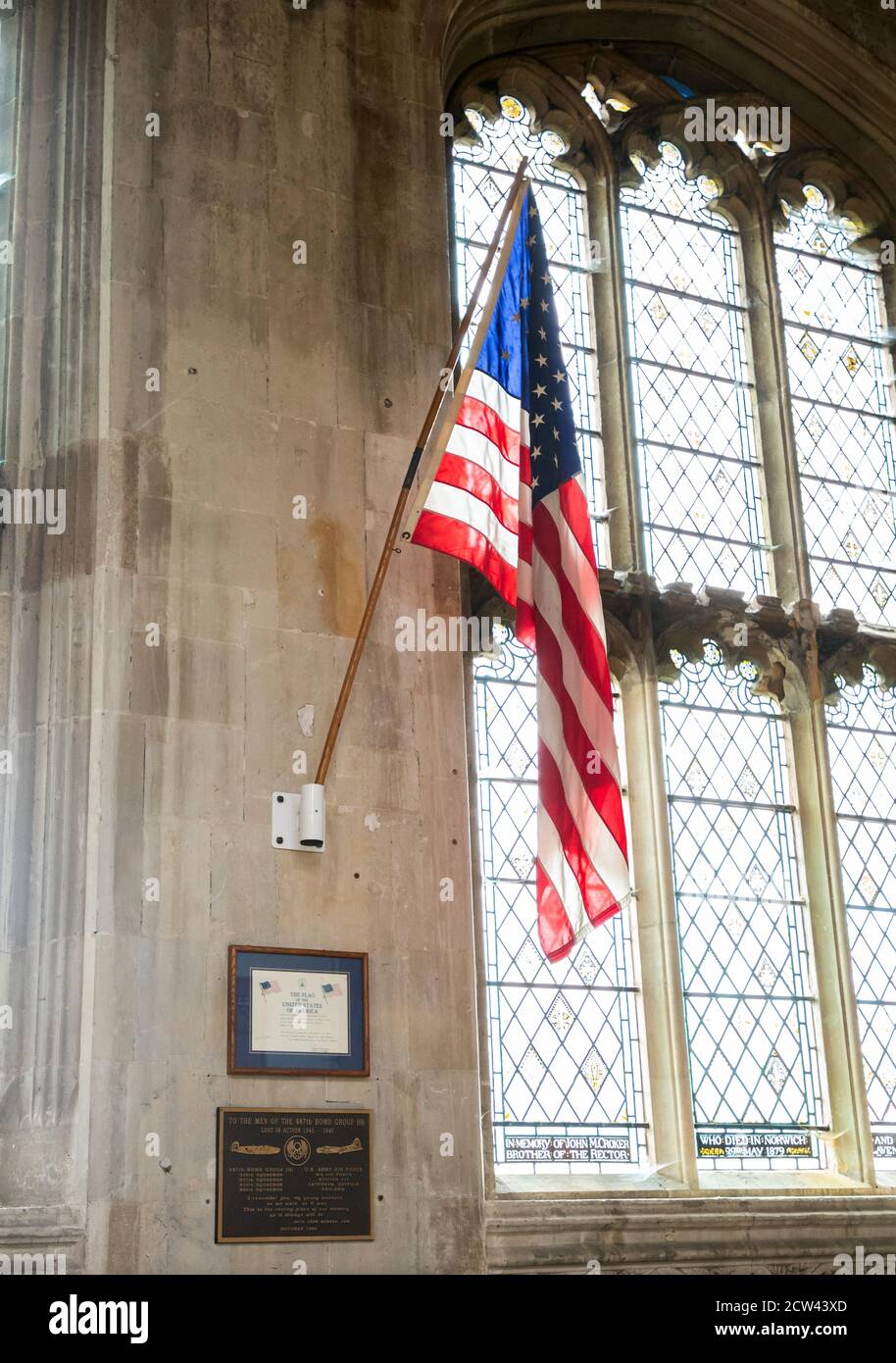 Amerikanische Flagge in St. Peter und St. Paul's Church, Lavenham, Großbritannien Stockfoto