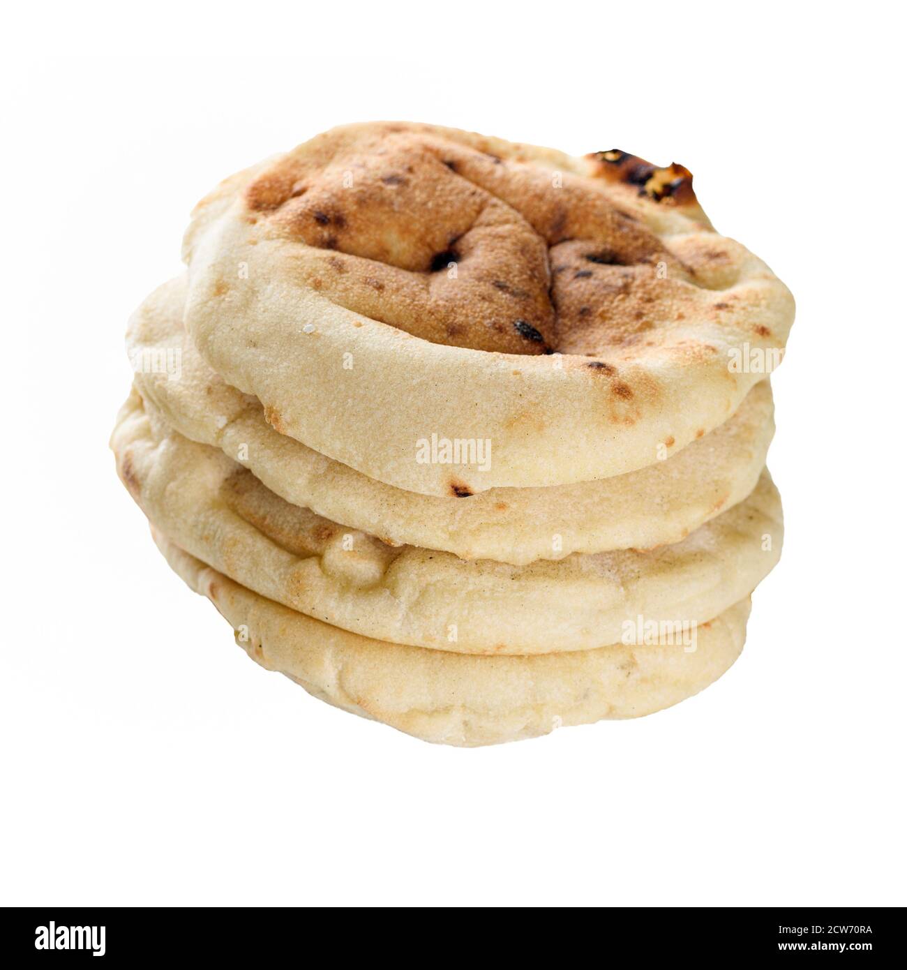 Pita Brot isoliert auf weiß. Stapel Puffbrot auf weißem Hintergrund. Stockfoto