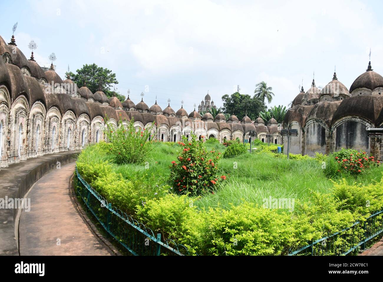 Antike Terrakotta-Tempel des 19. Jahrhunderts in Ambika Kalna, Westbengalen Stockfoto