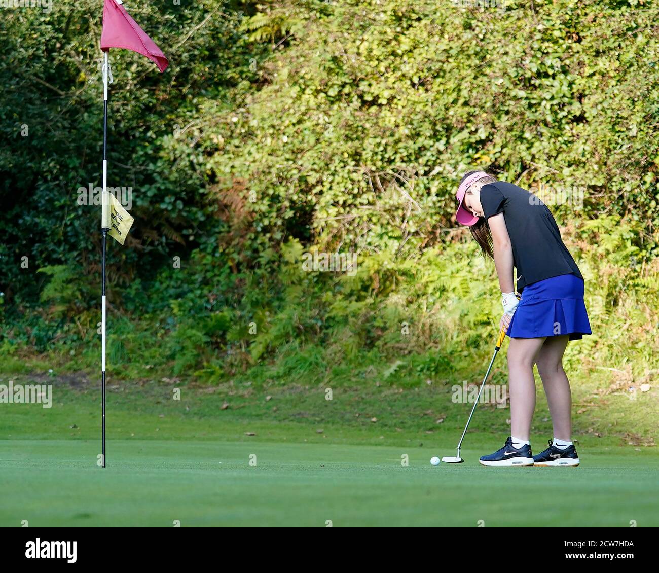 Swansea, UK, 27 Sep 2020 Zara Gardam beim Junior European Open Regional Final im Swansea Bay GC Swansea Vereinigtes Königreich in Aktion gesehen Stockfoto