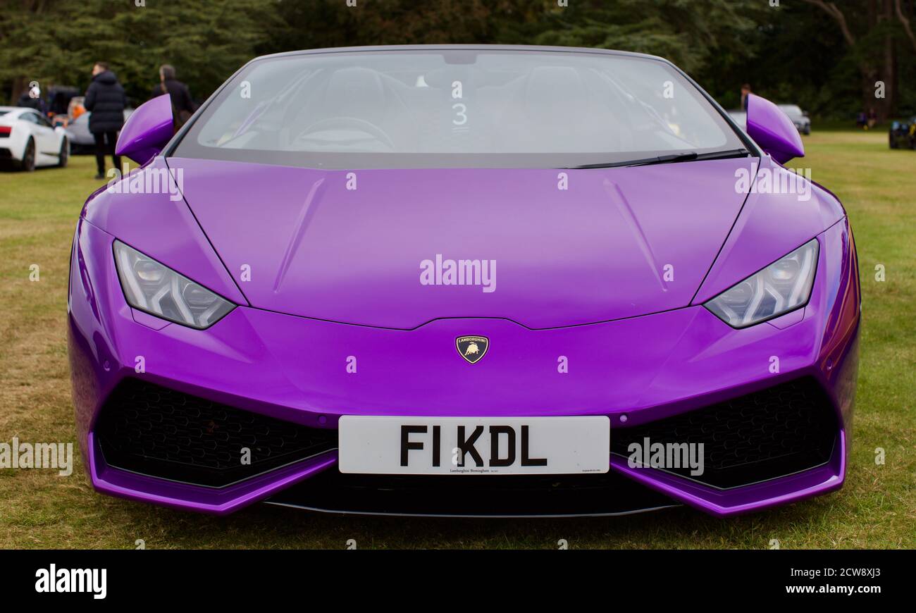 lila-lamborghini-fotos-und-bildmaterial-in-hoher-aufl-sung-alamy