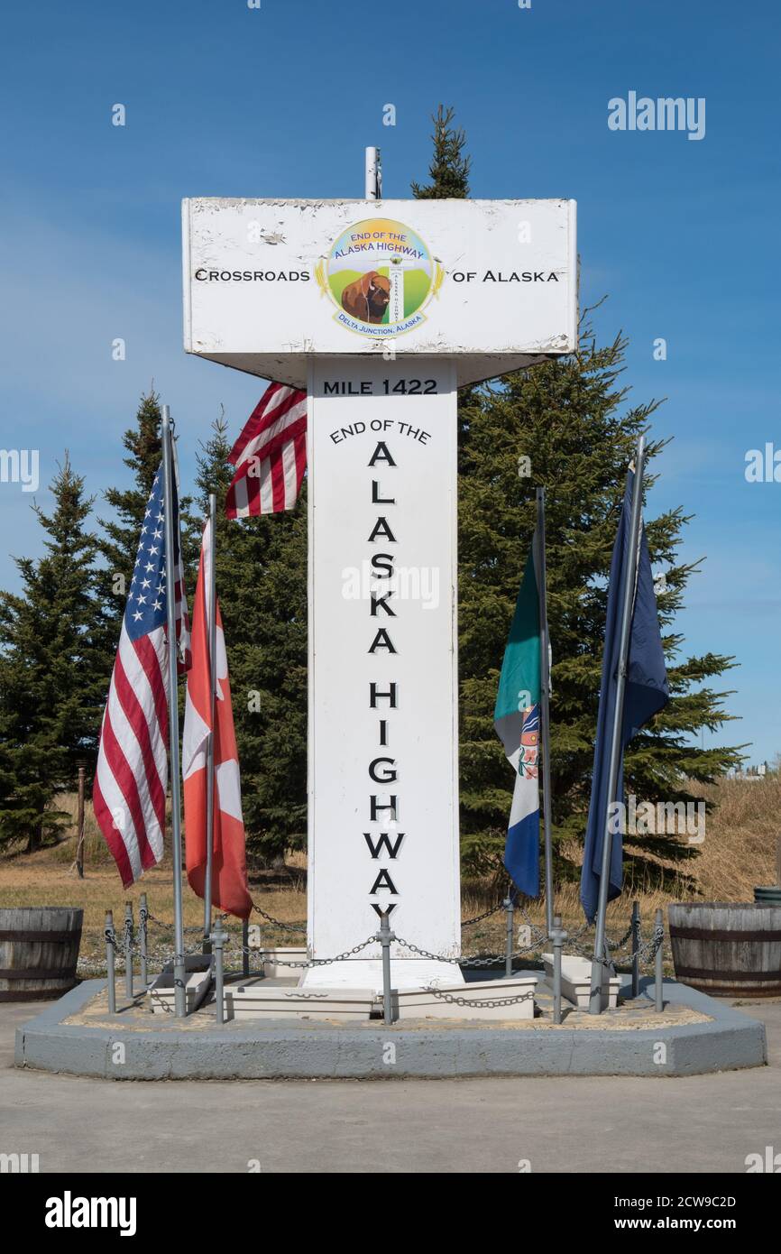 Am Ende des Alaska Highway Schild in Delta Junction, Alaska, USA Stockfoto