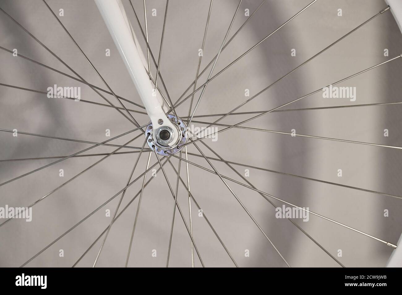 Fahrrad Detail in einer Garage Stockfoto