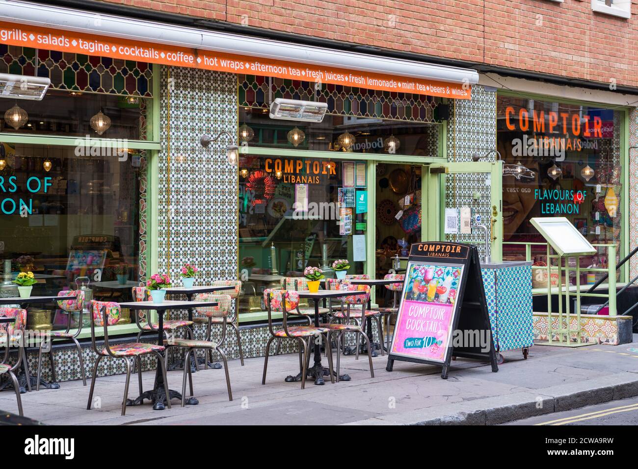 Comptoir Libanais, ein libanesisches Restaurant in Poland Street, Soho, London, England, Großbritannien Stockfoto