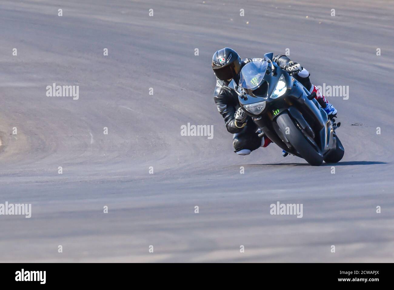 Motorrad-Rennen im Kreis. Fotografiert in Israel Stockfoto