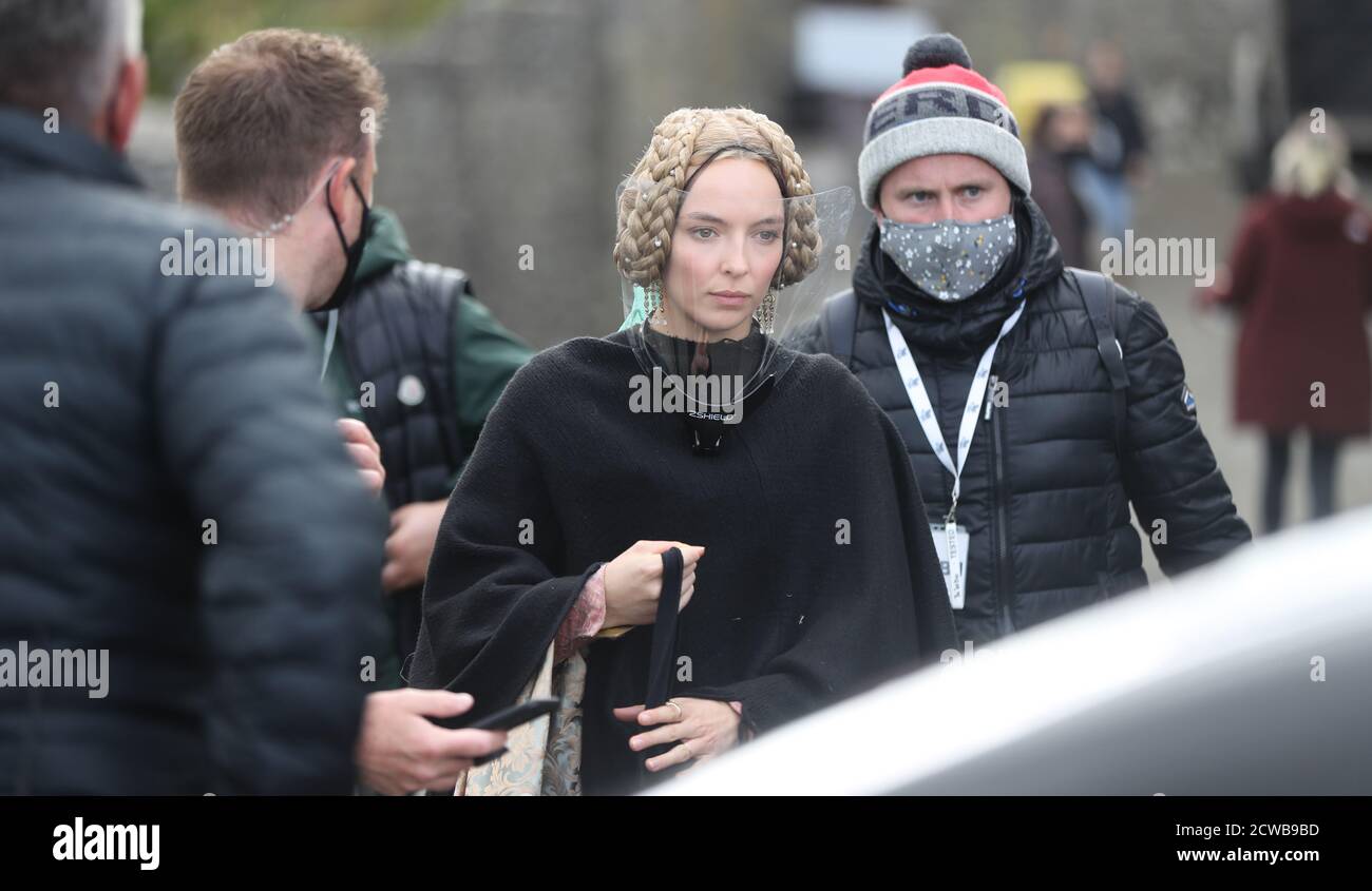 Jodie Comer im Cahir Castle in Co Tipperary am Set von The Last Duel, einem historischen Drama-Thriller von Ridley Scott. Stockfoto