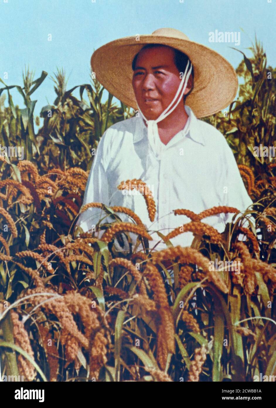 Vorsitzender Mao Inspektion einer Farm in ländlichen Henan. (1958). Der große Sprung nach vorn, wurde eine wirtschaftliche und soziale Kampagne, die von der Kommunistischen Partei Chinas (KPCH) von 1958 bis 1962. Die Kampagne wurde durch den Vorsitzenden Mao Zedong geführt und richtet das Land zu schnell von einer agrarischen Wirtschaft in eine sozialistische Veränderung der Gesellschaft durch die rasche Industrialisierung und Kollektivierung. Stockfoto
