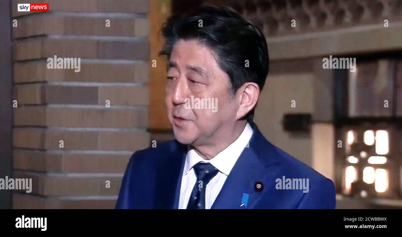 Shinzo Abe, Premierminister von Japan, spricht während der Corona-Virus-Pandemie an die Nation. März 2020 Stockfoto