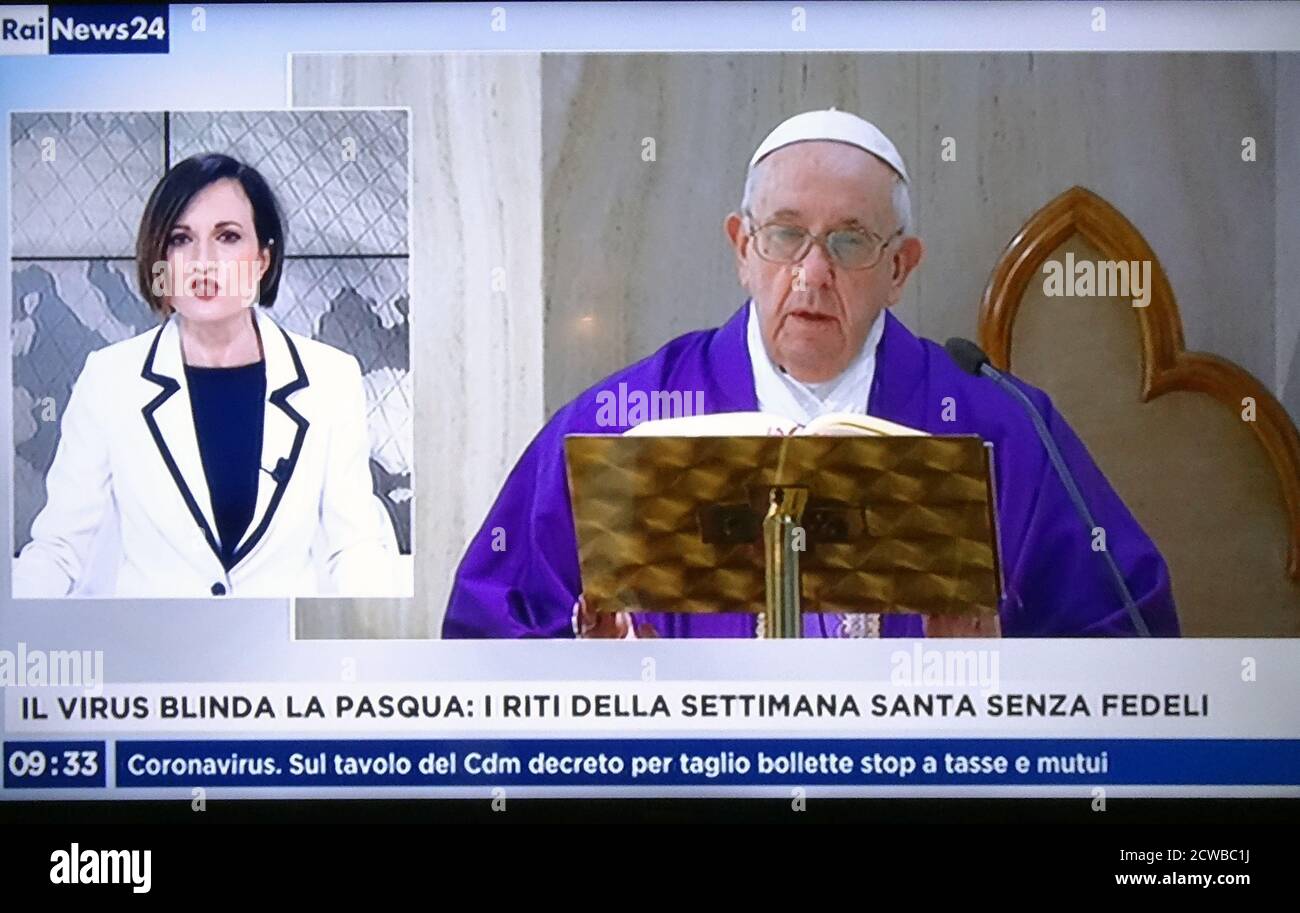 Ansprache von Papst Franziskus im Vatikan während der Pandemie COVID-19 Stockfoto