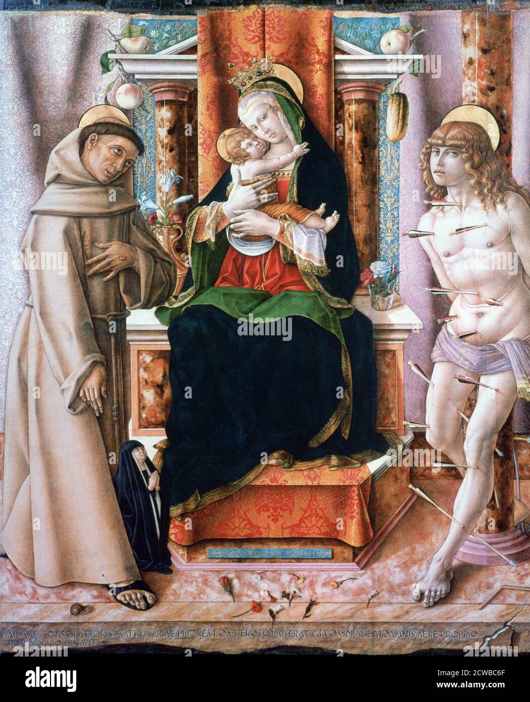 Gemälde mit dem Titel 'die Jungfrau und das Kind mit den Heiligen Franziskus und Sebastian', 1491 von Carlo Crivelli Stockfoto