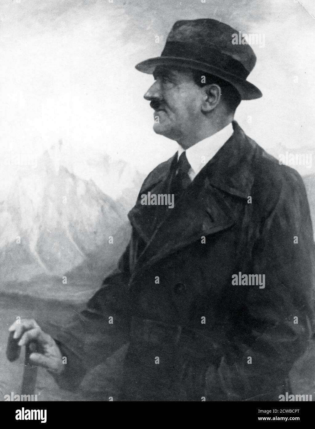 Adolf Hitler Entspannung in Berchtesgaden, Bayerische Alpen, Deutschland, c1933-1945. Berchtesgaden war Hitlers Lieblingsretreat in Berghof, das er 1933 erwarb. Der Fotograf ist unbekannt. Stockfoto