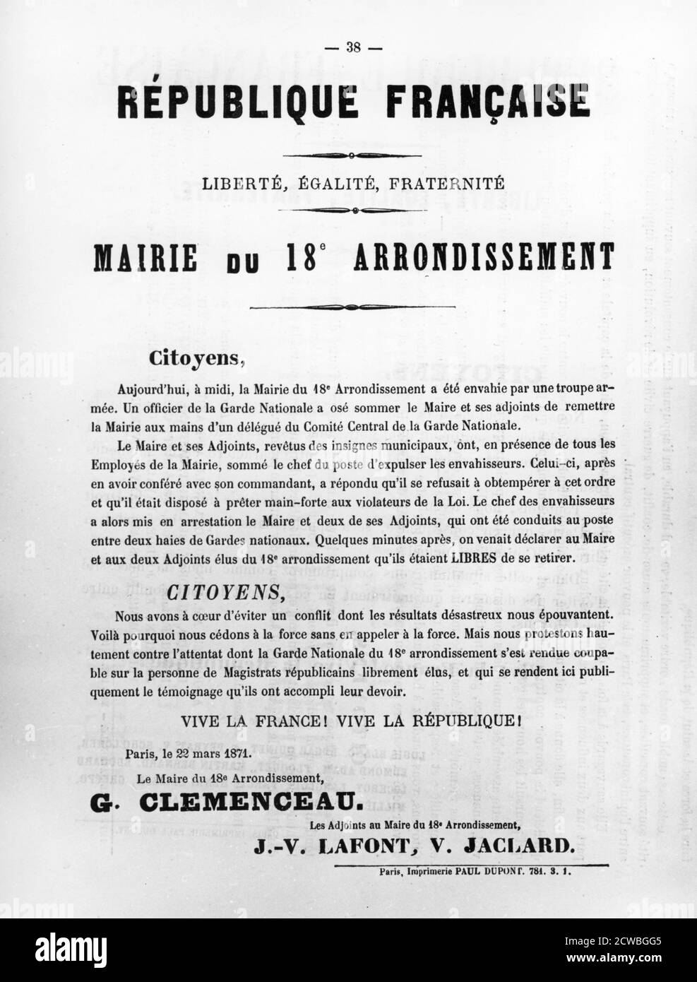 Mairie du 18. Arrondissement, von französischen politischen Plakaten der Pariser Kommune, Mai 1871. Stockfoto