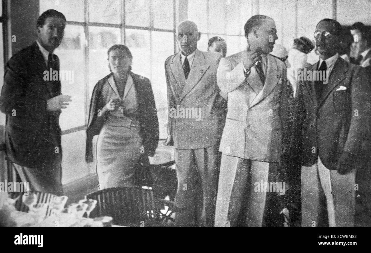 Schwarz-Weiß-Foto eines Abendessens zu Ehren von Anthony Eden (1897-1977), zukünftiger Premierminister des Vereinigten Königreichs. Stockfoto