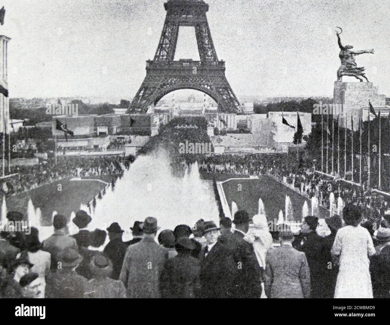 Schwarz-Weiß-Fotografien der Ausstellung Universelle in Paris 1937; der Pavillon von Limousin, einer Region im Südwesten von Zentralfrankreich. Stockfoto