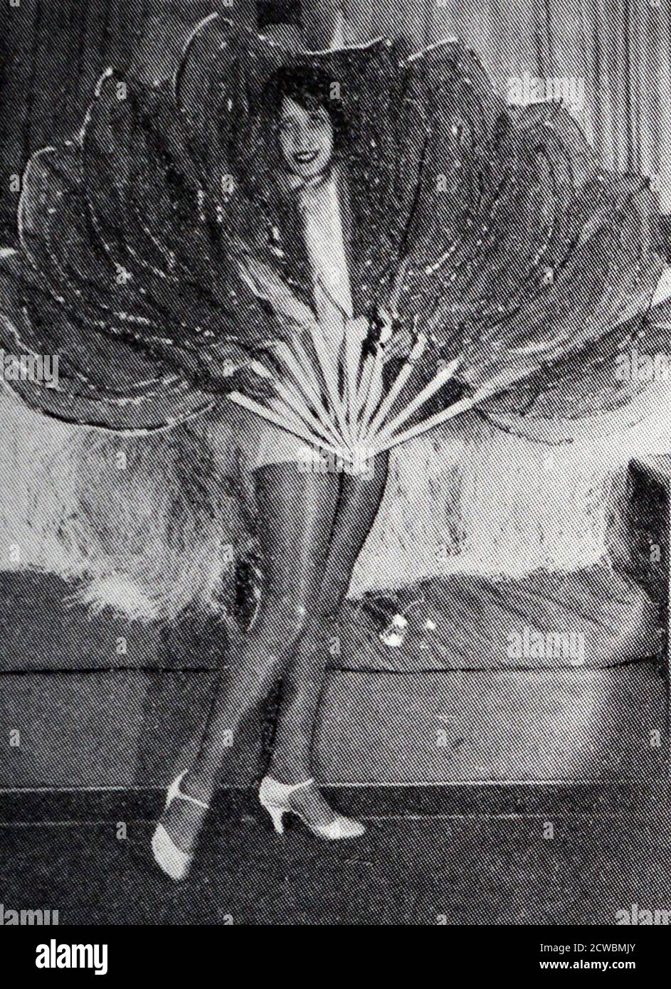 Schwarz-Weiß-Fotografie von Mistinguett (Jeanne Florentine Bourgeois, 1875-1956), französischer Schauspieler und Sängerin. Stockfoto